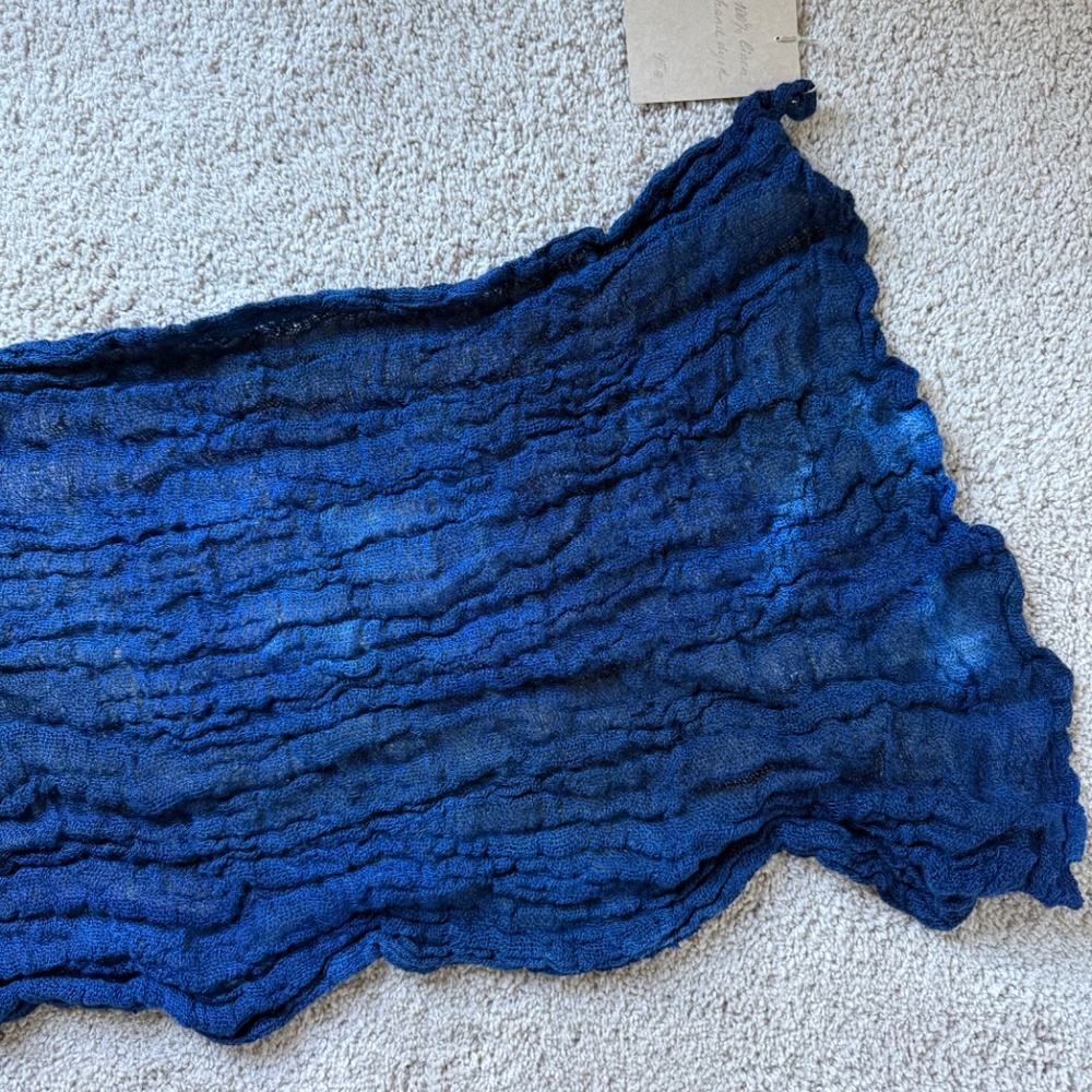 Handmade from Helsinki linen scarf - Picture 4 of 7
